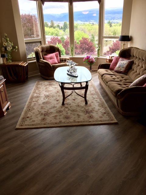 adventure-beaulieu-canada-vinyl-plank-installation-cottage-carpets-vancouver-3