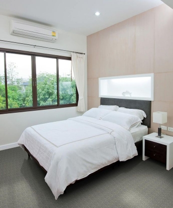 Deep Feelings Carpet